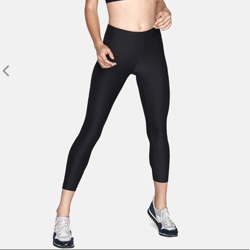 Outdoor Voices 3/4 Black The Warm Up Legging